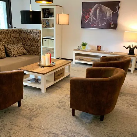 Besotel Erkrath- Schicke Fewo Oder Apartments Zentral Naehe Bahnhof Und Autobahn Im Neandertal Mit Glasfaser Wlan Und Freies Parken Buitenkant foto