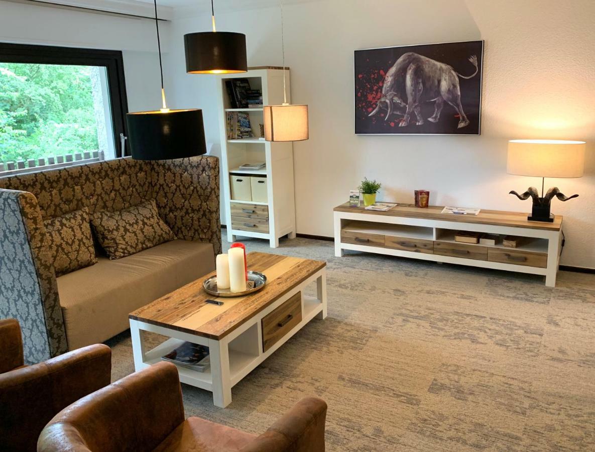 Apartment Besotel Erkrath- Schicke Oder Zentral Naehe Bahnhof Und Autobahn Im Neandertal Mit Glasfaser Wlan Und Freies Parken
