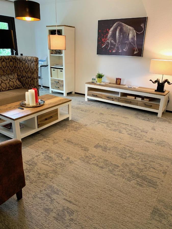 Apartment Besotel Erkrath- Schicke Oder Zentral Naehe Bahnhof Und Autobahn Im Neandertal Mit Glasfaser Wlan Und Freies Parken
